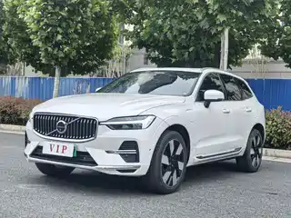 Volvo XC60 Plug-in Hybrid 2023