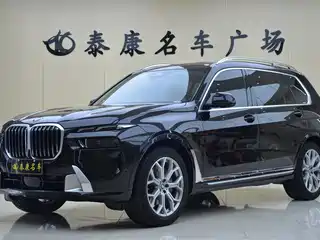 BMW BMW X7 2024