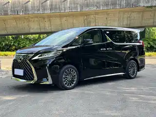 Toyota Vellfire 2023