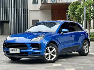 Porsche Macan 2021
