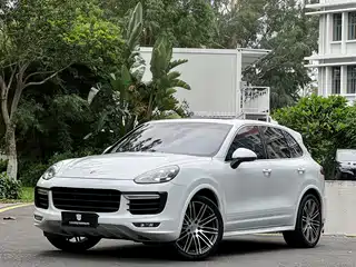Porsche Cayenne 2016