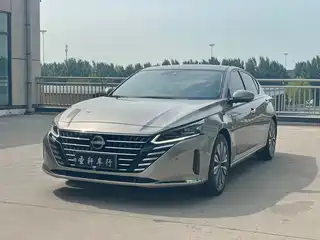 Nissan Teana 2022