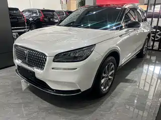 Lincoln Adventurer 2020