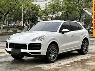 Porsche Cayenne 2023