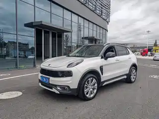 Lynk & Co 01 2020