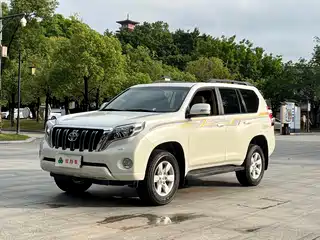 Toyota Prado 2016