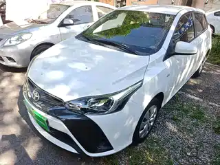 Toyota YARiS L Zhi Xuan 2016