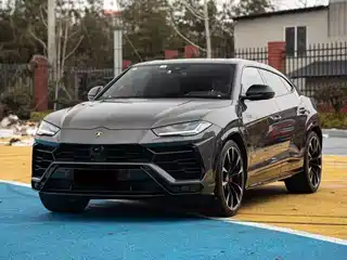 Lamborghini Urus 2022