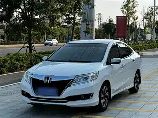 Honda Lingpai 2015