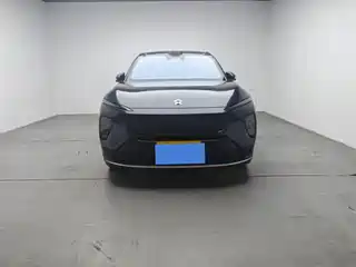 NIO ES8 2023