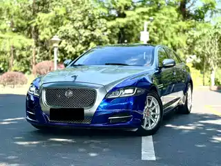 Jaguar XJ 2015