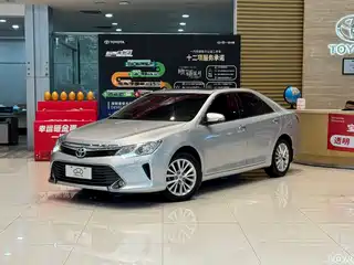 Toyota Camry 2015