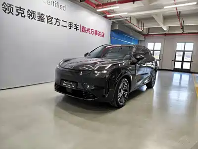 Lynk & Co 08 EM-P 2024