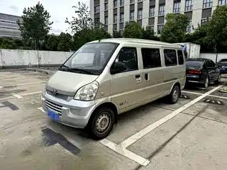Wuling Motors Rongguang 2012
