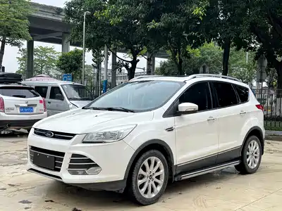 Ford Kuga 2016