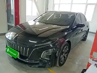 Hongqi E-QM5 2024