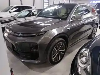 Li Auto L6 2025