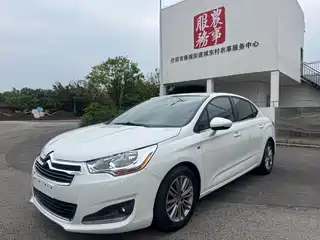 Citroën C4L 2013
