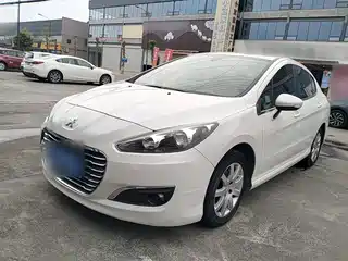 Peugeot 308 2015