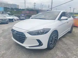 Hyundai Elantra 2019
