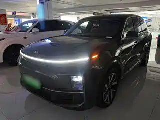 Li Auto L8 2023