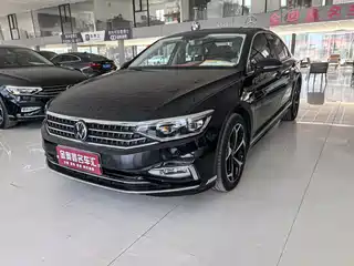 Volkswagen Magotan 2024