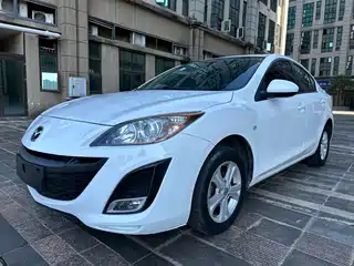 Mazda Mazda3 Axela 2013