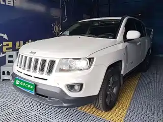 Jeep Compass (Import) 2014