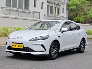 BYD Hai Bao 05 DM-i 2025