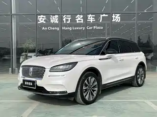 Lincoln Adventurer 2022