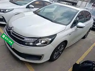 Citroën C4L 2016
