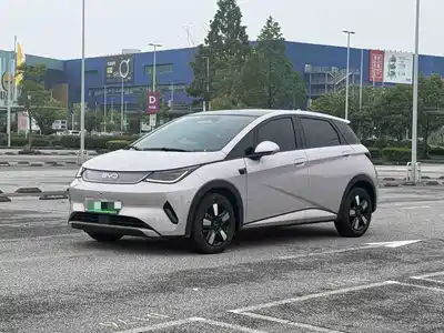 BYD Dolphin 2025