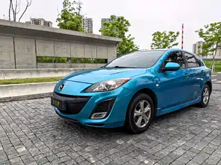 Mazda Mazda3 Axela 2011
