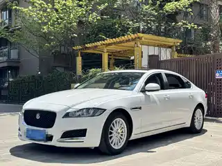 Jaguar XFL 2018