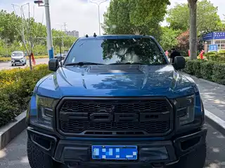 Ford F-150 Raptor 2020
