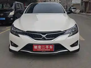 Toyota Reiz 2015