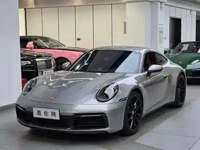 Porsche 911 2023