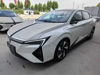 Lingxi L 2025