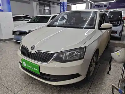 Škoda Fabia 2015