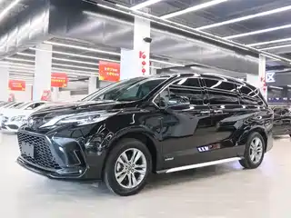 Toyota Granvia 2023