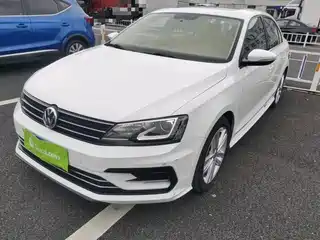 Volkswagen Sagitar 2017
