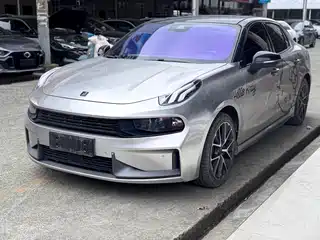 Lynk & Co 03 2020