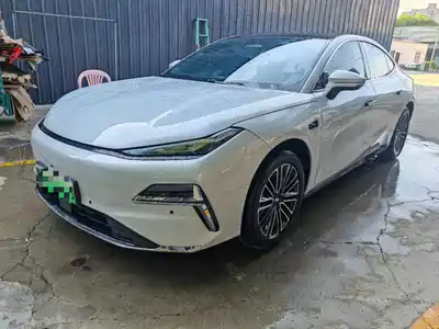 Geely Galaxy Xingyao 8 2025