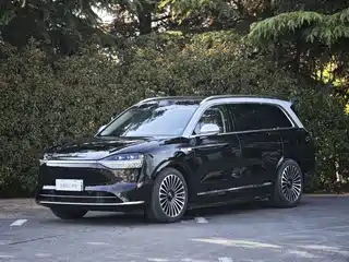 AITO Wenjie M9 2025