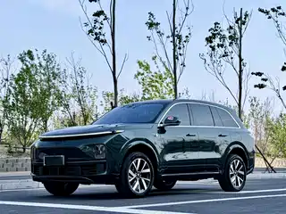 Li Auto L8 2023