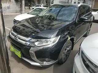 Mitsubishi Outlander 2018