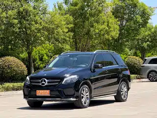 Mercedes-Benz GLE 2016