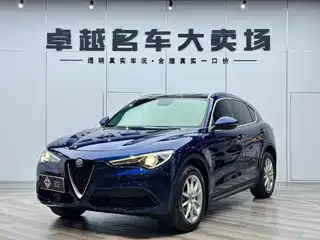 Alfa Romeo Stelvio 2017
