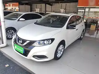 Nissan Tiida 2020