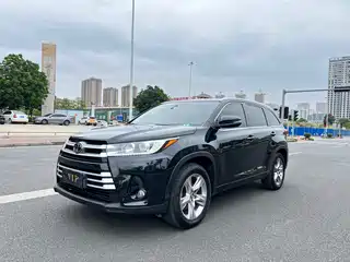 Toyota Highlander 2021